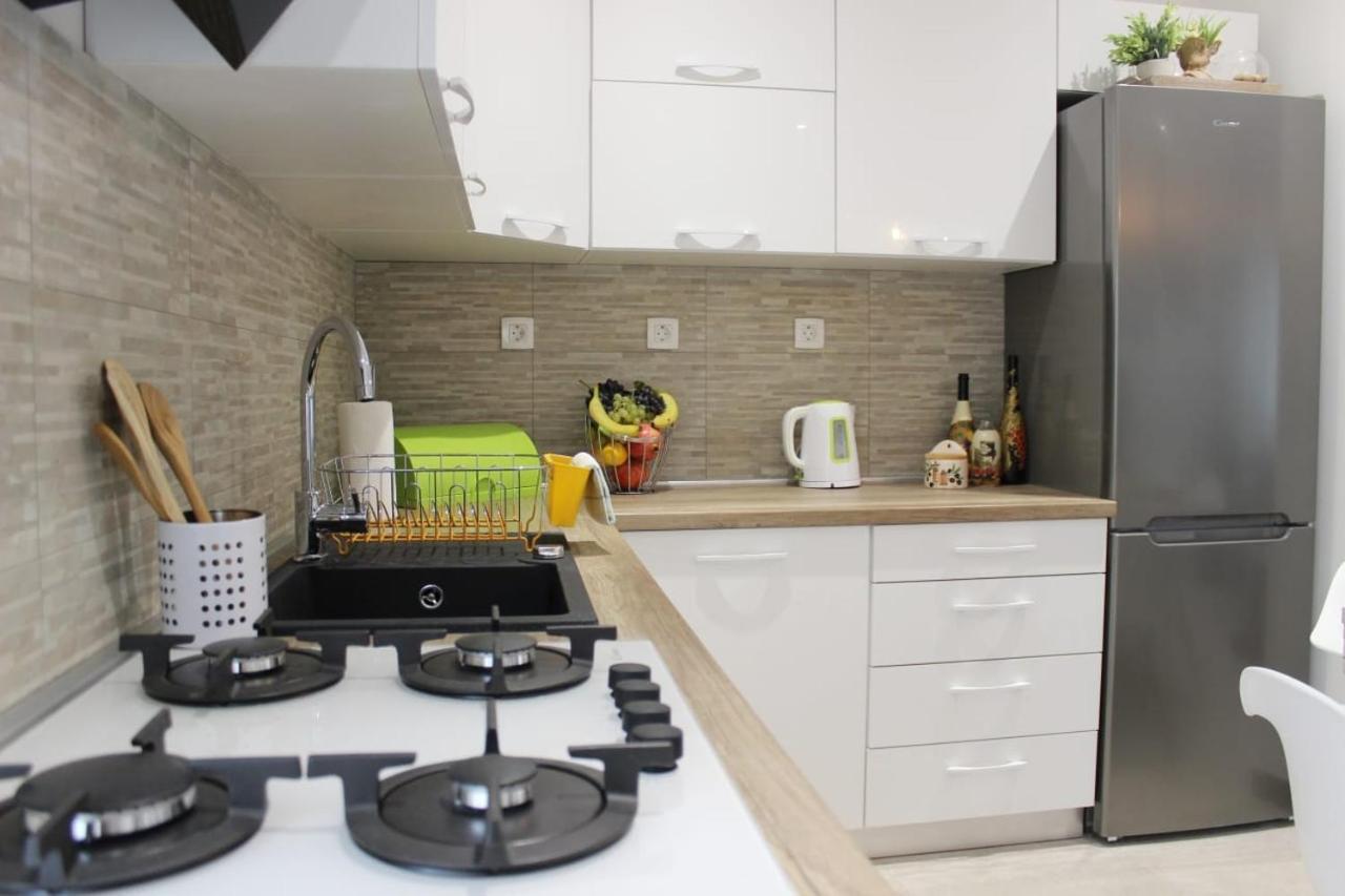 Holiday Home Ela Dracevica Экстерьер фото